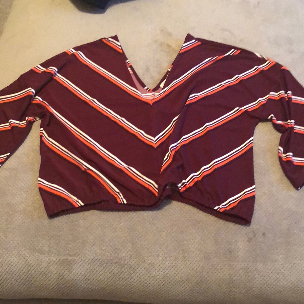 NWT Express Bell sleeved crop top